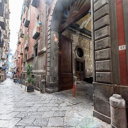 Via Atri 37 Lejlighed Napoli Eksteriør billede