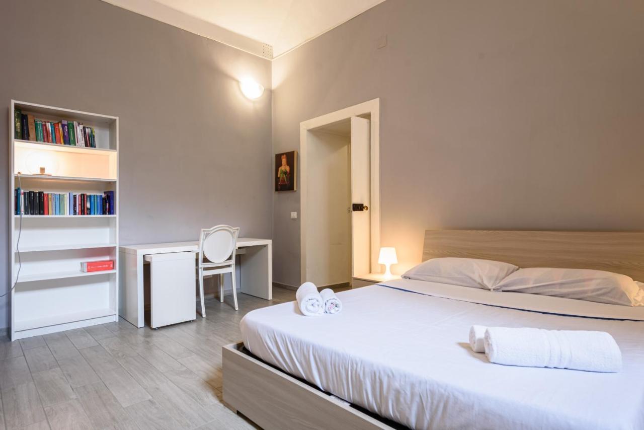 Via Atri 37 Lejlighed Napoli Eksteriør billede