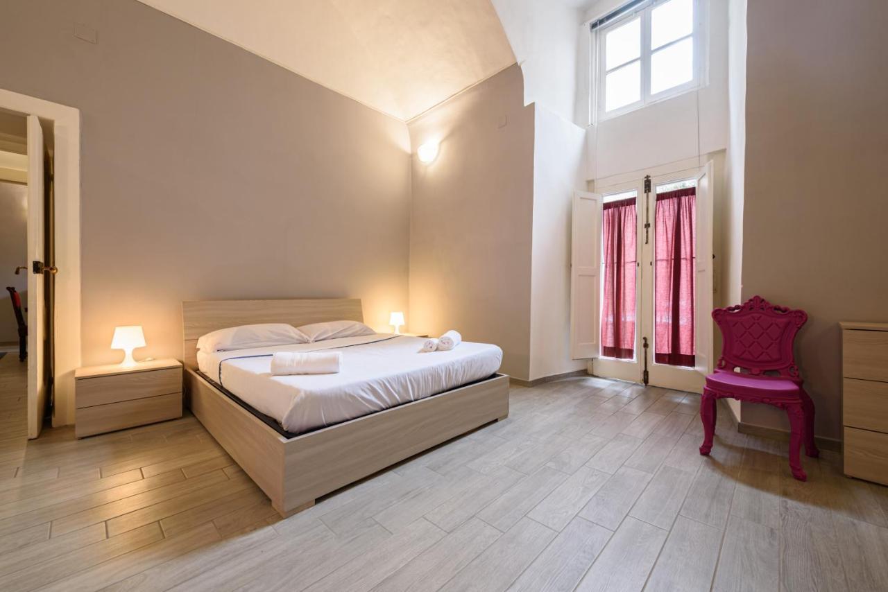 Via Atri 37 Lejlighed Napoli Eksteriør billede