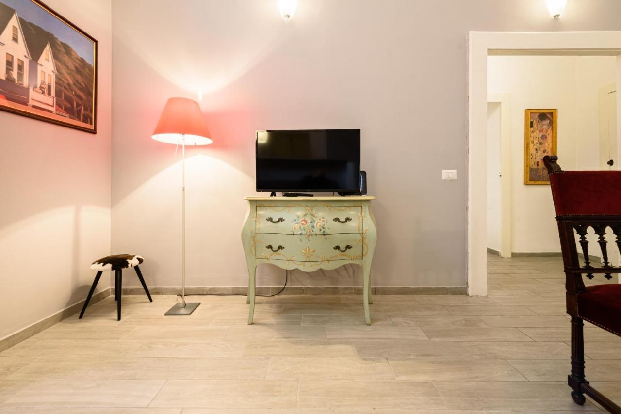 Via Atri 37 Lejlighed Napoli Eksteriør billede